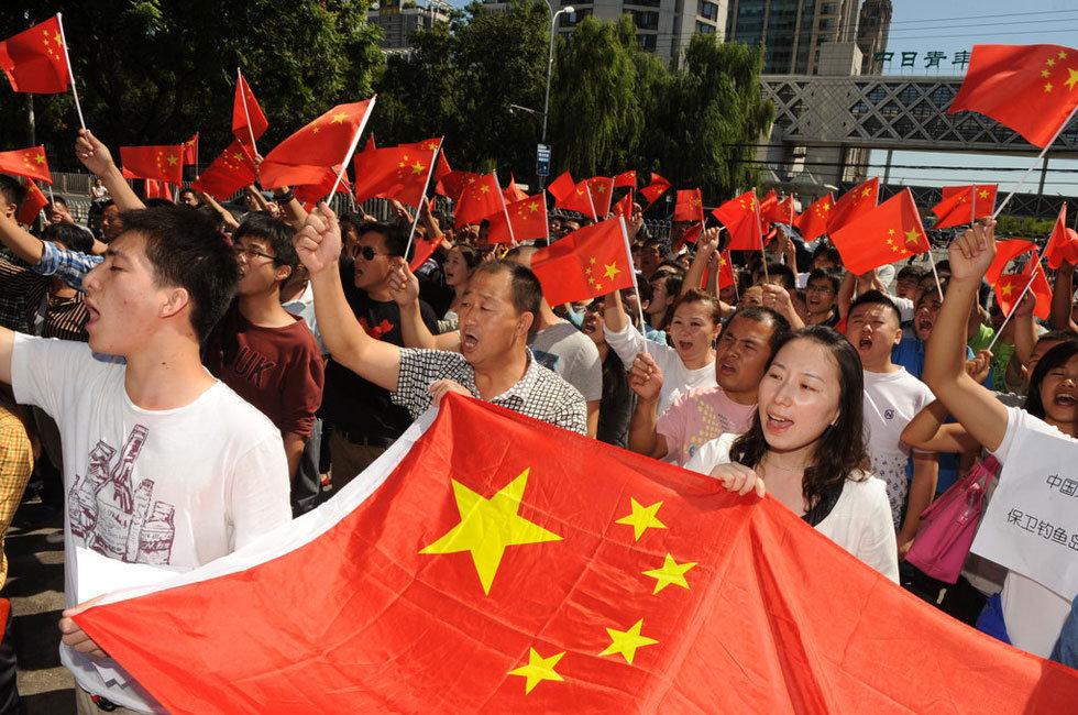 工作中，不太愿意和别人交流，遇到不懂的总是自己闷着头想，别人在谈论也不去加入，不主动发现问题？游戏画面